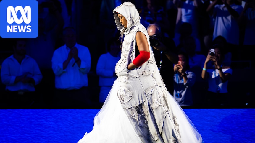 Osaka pays tribute to NBA great as she brings style and steel to US Open