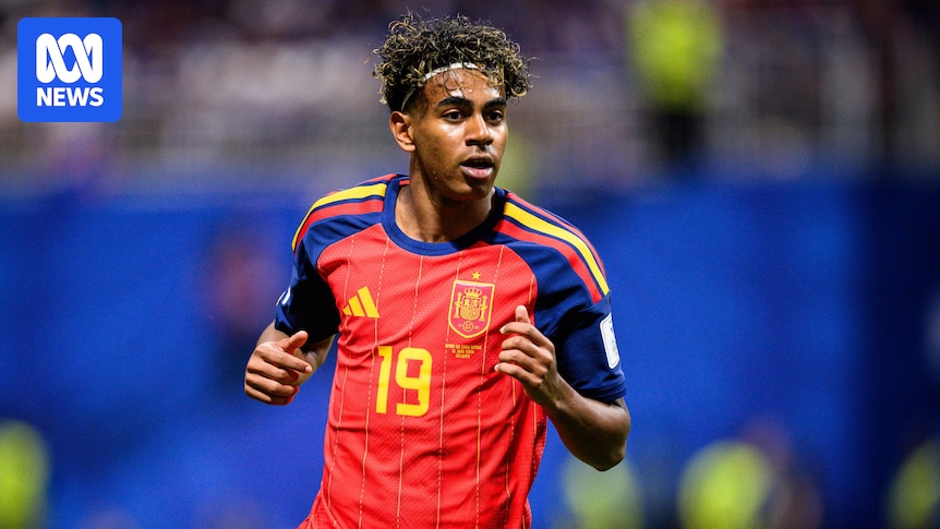 Live: Spain running riot against Saudi Arabia as teen sensation wreaks havoc