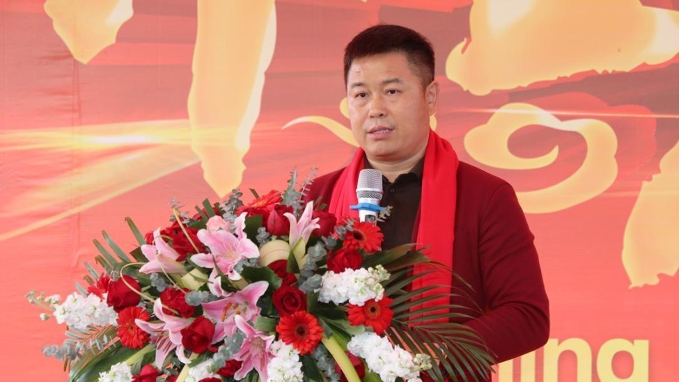 年卖5000多万双鞋，一双只赚5块钱！代工巨头龙行天下闯关IPO