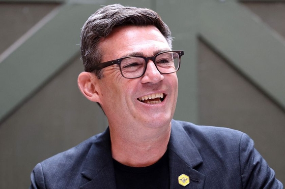 人物｜准备上任的英国新首相伯纳姆：从“北方之王”到唐宁街之路(含视频)
