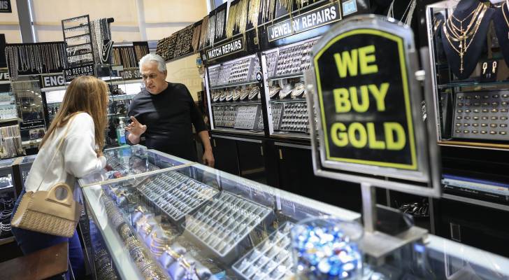 Gold has taken a dive this month, but billionaire Thomas Kaplan says he has ‘every reason in the world’ to stay invested