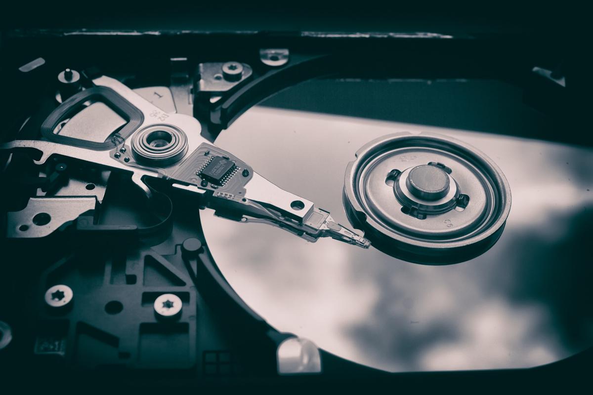 Jim Cramer on Seagate: “Too Pricey”