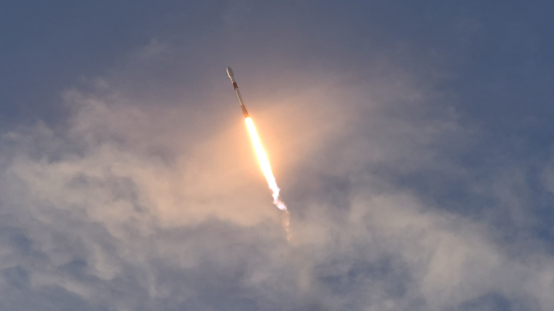 How family offices are investing in the final frontier beyond SpaceX - CNBC