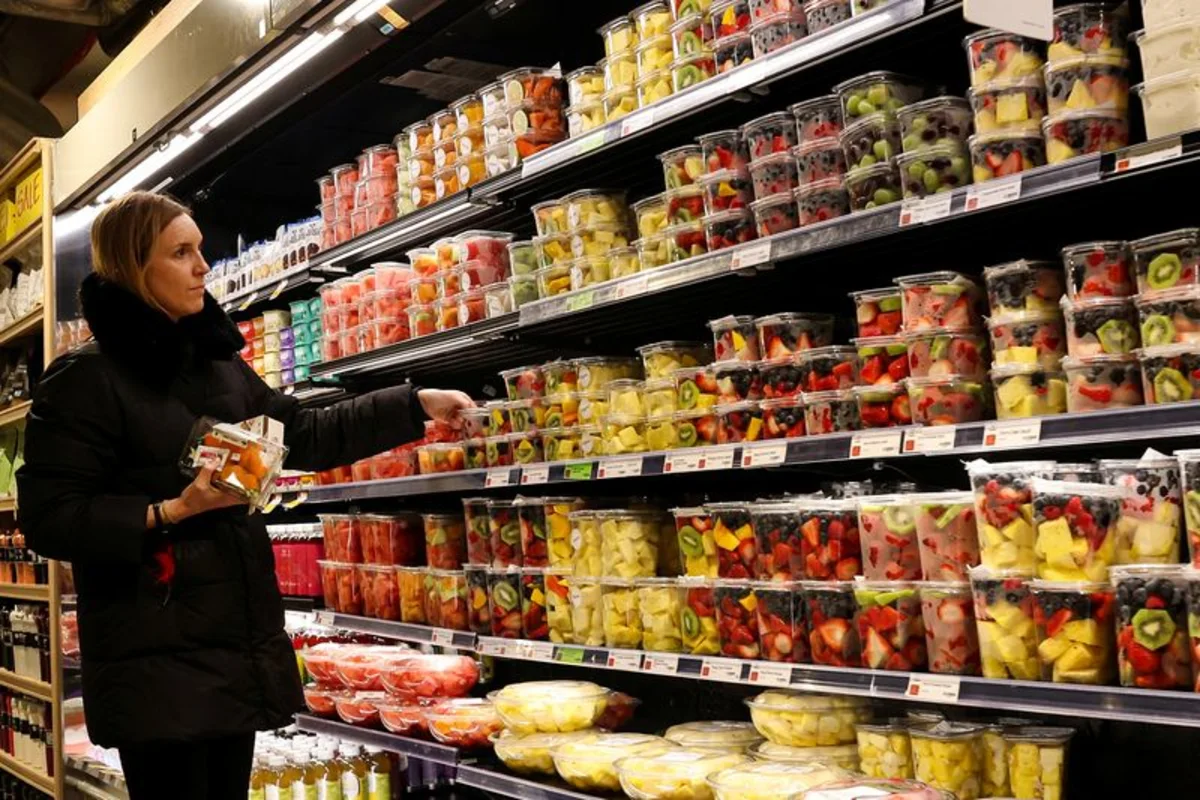 US inflation remains elevated as GDP growth outlook brightens