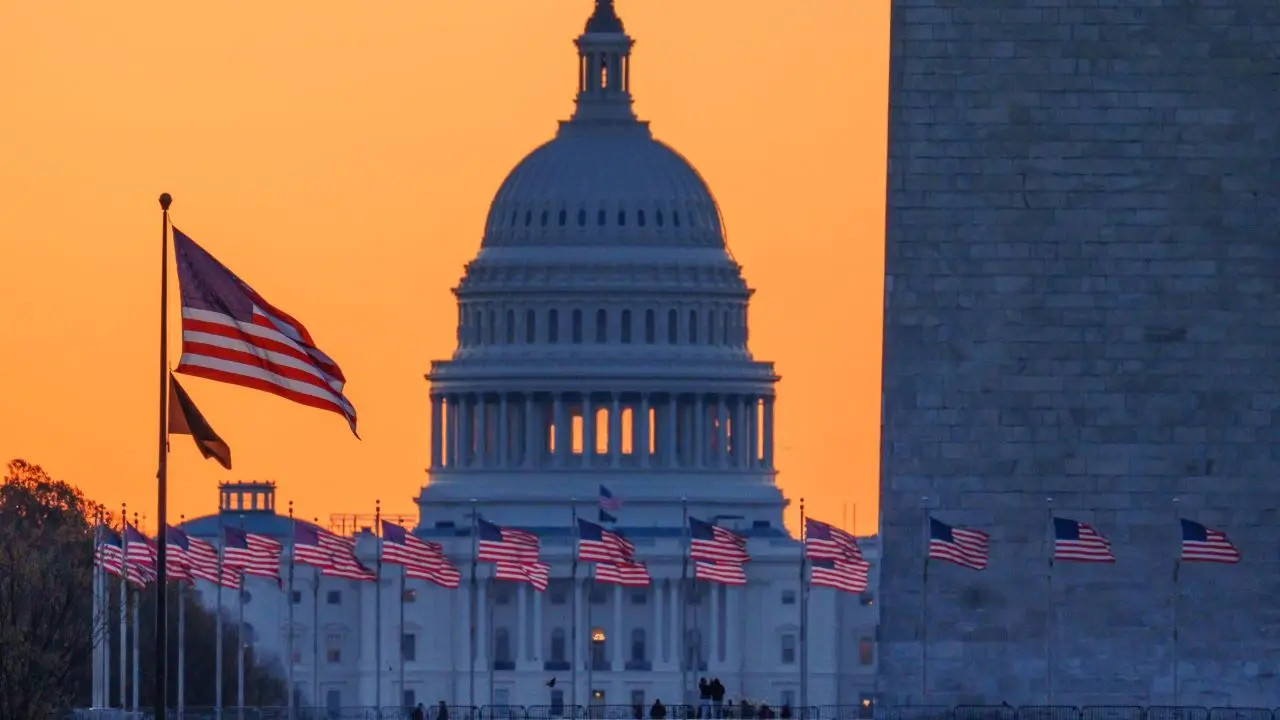 Treasury yields hit multi-decade highs amid surging national debt - foxbusiness.com