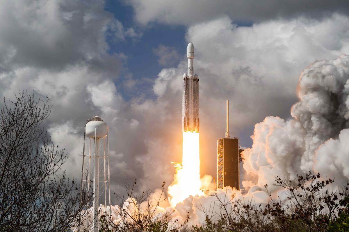 How Big Do Elon Musk Backers Think SpaceX Can Be? This One Says $10 Trillion—Or More