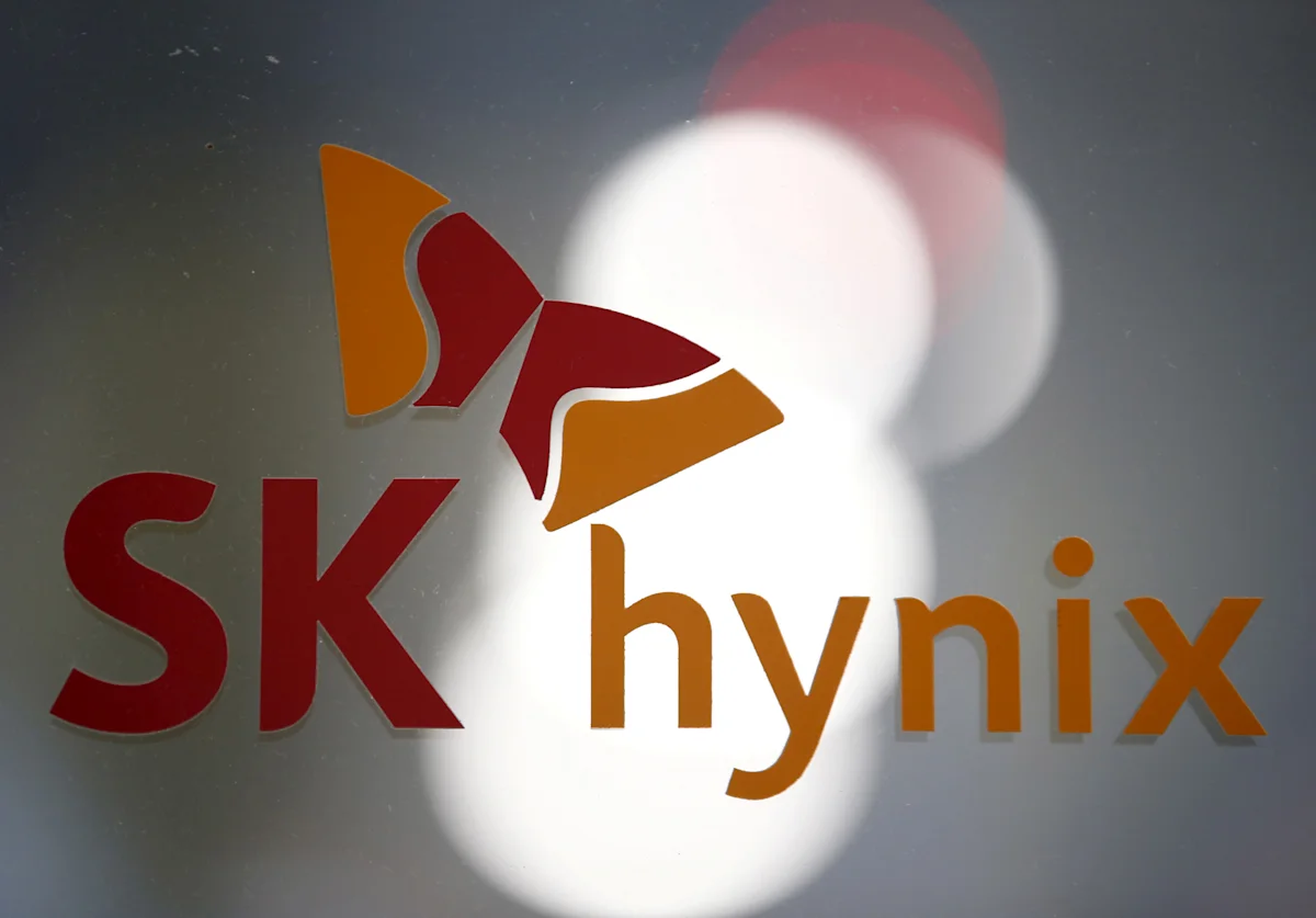 Chip giant SK Hynix jumps 14% in US market debut
