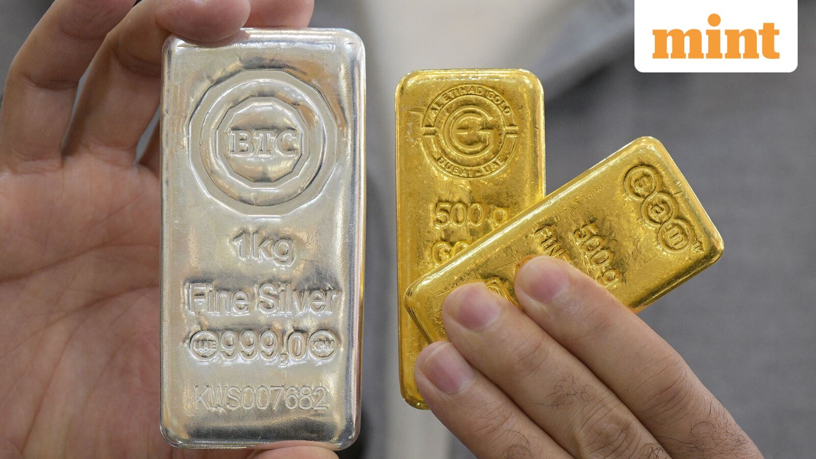 Gold and silver price today, 25 May: Check retail rates of 24K, 22K gold and 999 silver in Delhi, Mumbai, other cities
