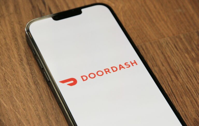 This is why Wall Street Firms are Optimistic about DoorDash Inc. (DASH)’s Long-Term Outlook