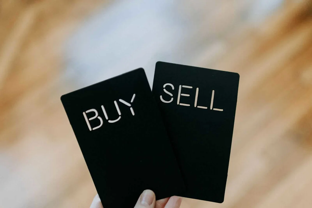 After a More Than 20% Sell-Off on Earnings, Corning Stock Is Still a ‘Buy’ for the AI Infrastructure Trade