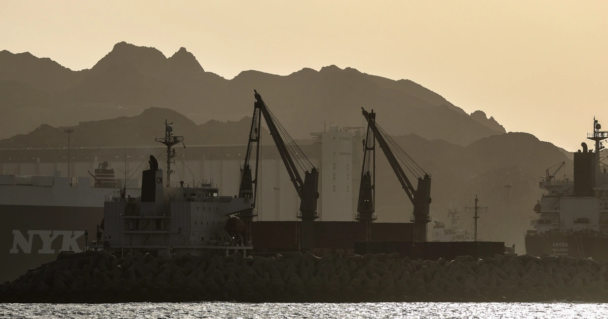 Oil continues rising despite Trump dropping Hormuz ‘reimbursement fee’