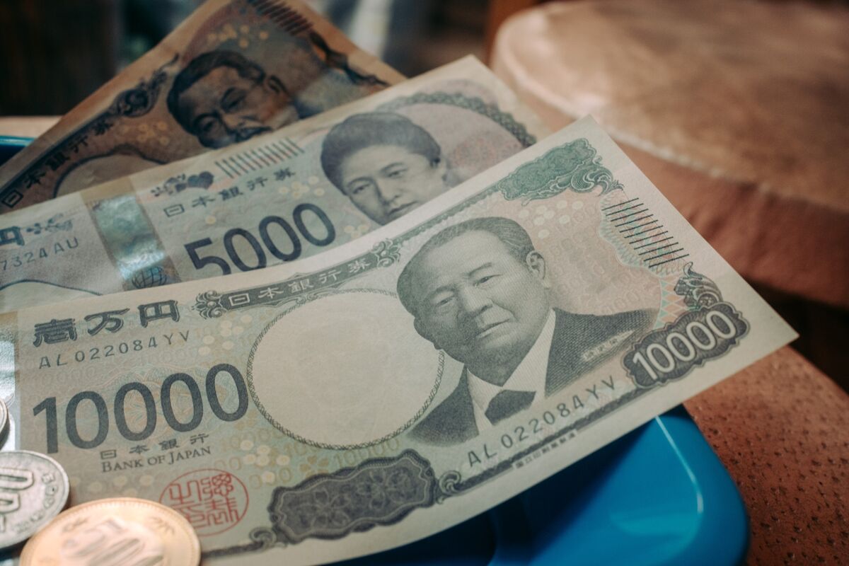 Yen Surrenders Nearly Half Its Gains From US-Japan Intervention