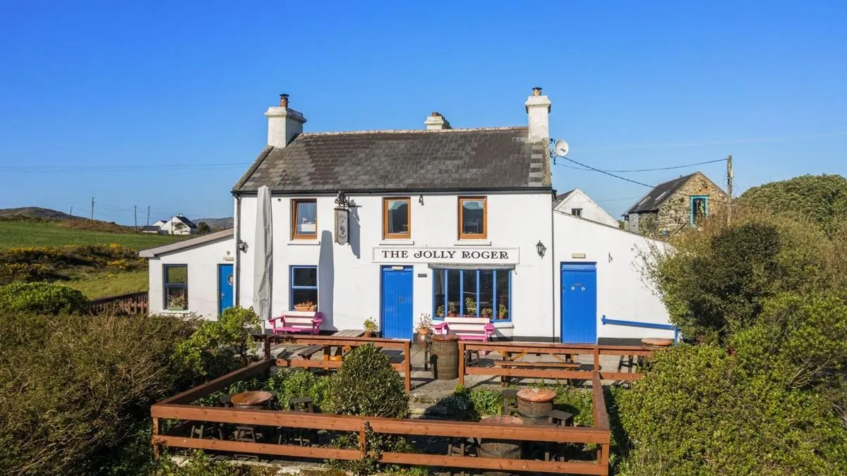 Wanted: New Pirate Captain for famous Wild Atlantic Way island pub
