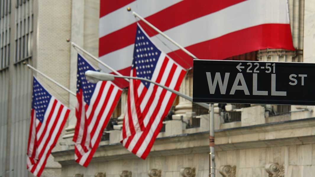 Stock Market Today: Dow Higher As Oil Falls To $90; Zscaler Tumbles On Outlook (Live Coverage)