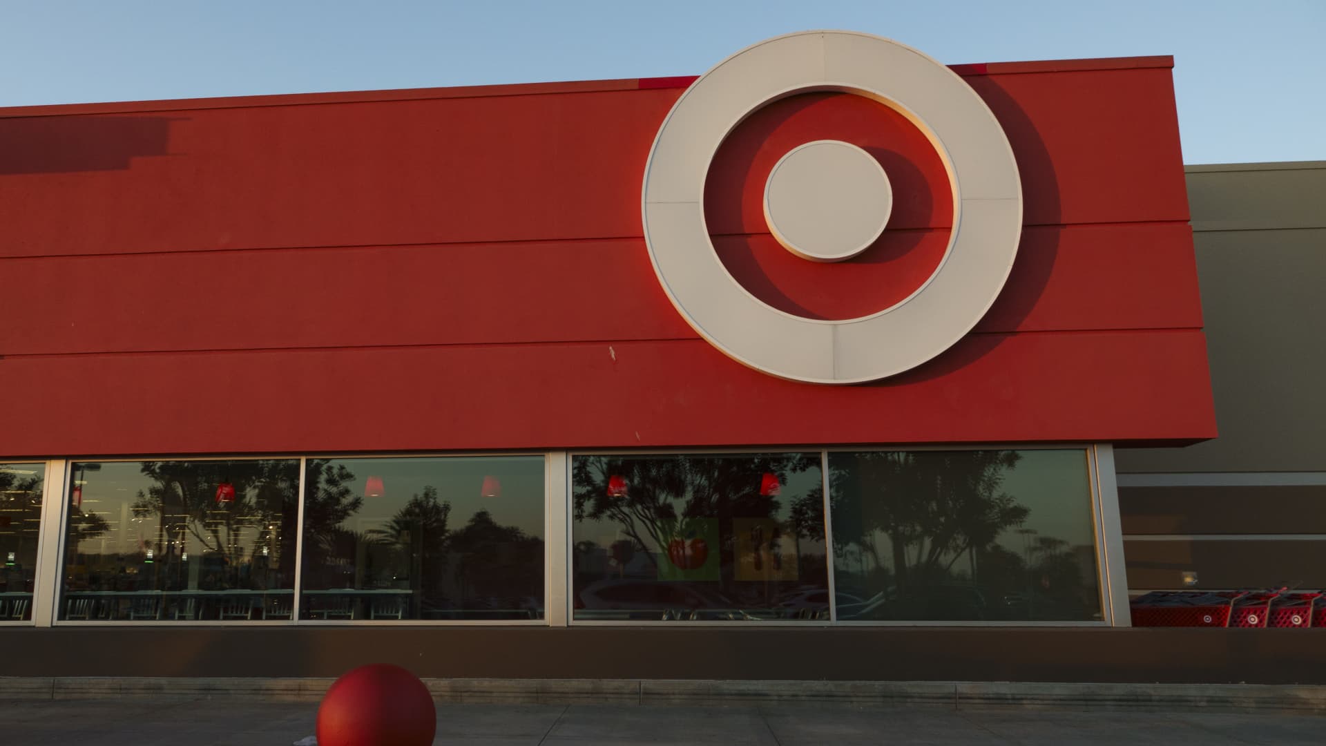 Target appoints its first chief AI officer as big retailers bet on AI - CNBC