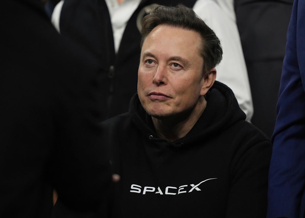 SpaceX fever is testing the chip trade: Chart of the Day