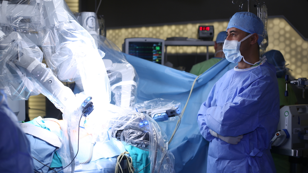Is Intuitive Surgical, Inc. (ISRG) A Good Stock To Buy Now?