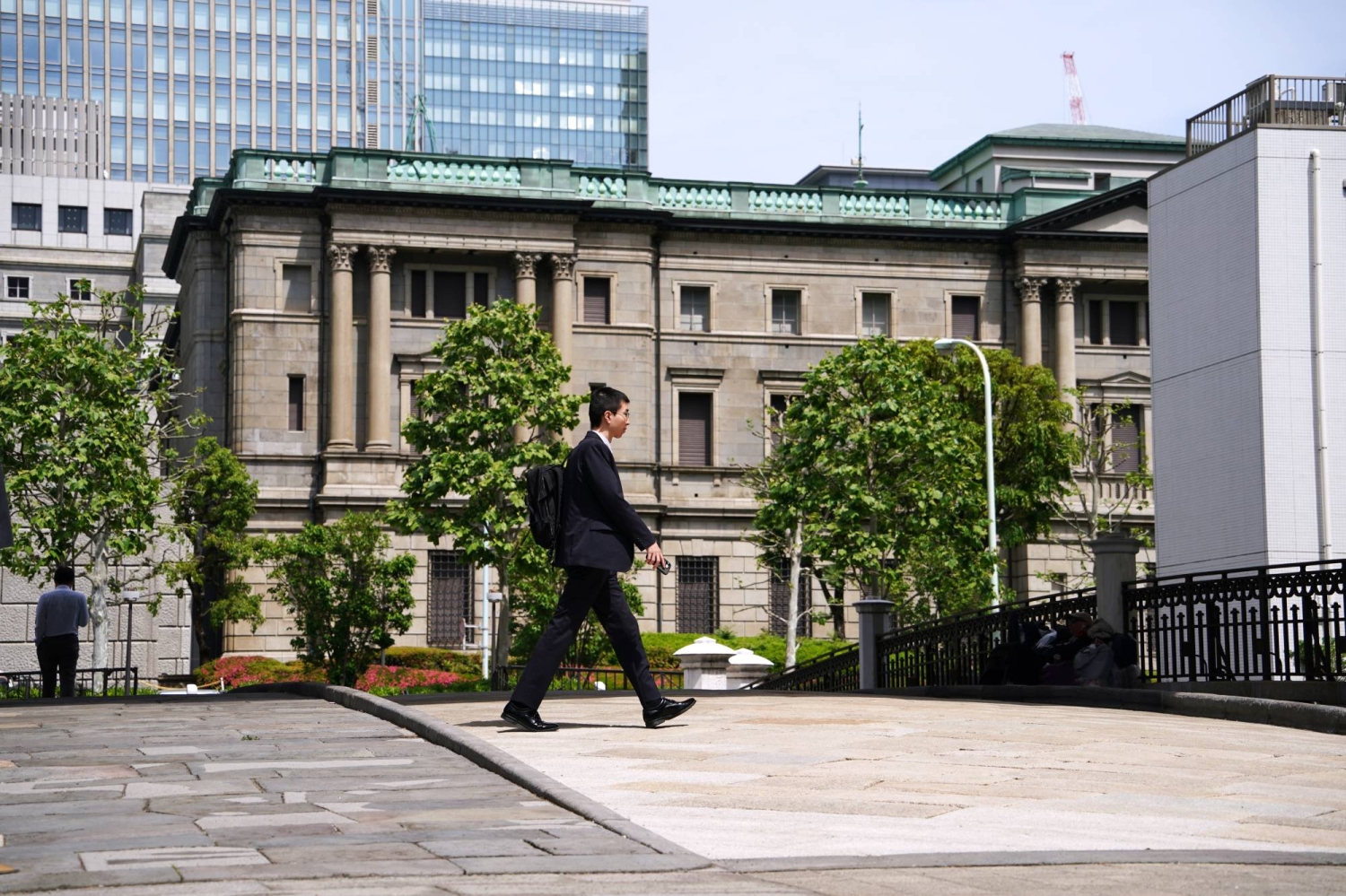 Japan’s inflation picks up, keeping BOJ on path for rate hikes