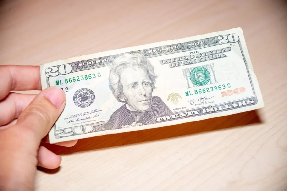 I Want to Start Investing But I Only Have $20 to Spare Each Month. Is That Even Worth It?