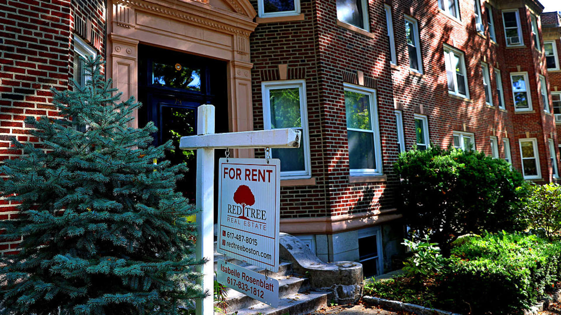 Apartment concessions hit highest level in over a decade - CNBC