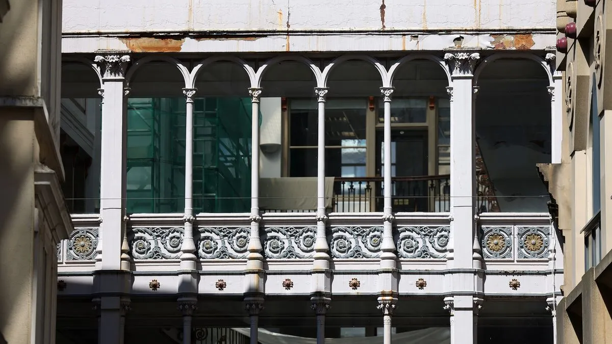 What on earth is going on with Barton Arcade?
