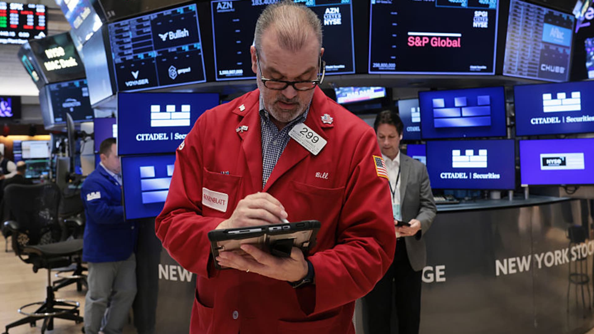 Dow tumbles 500 points, enters correction territory as Trump's Iran extension fails to soothe markets: Live updates - CNBC