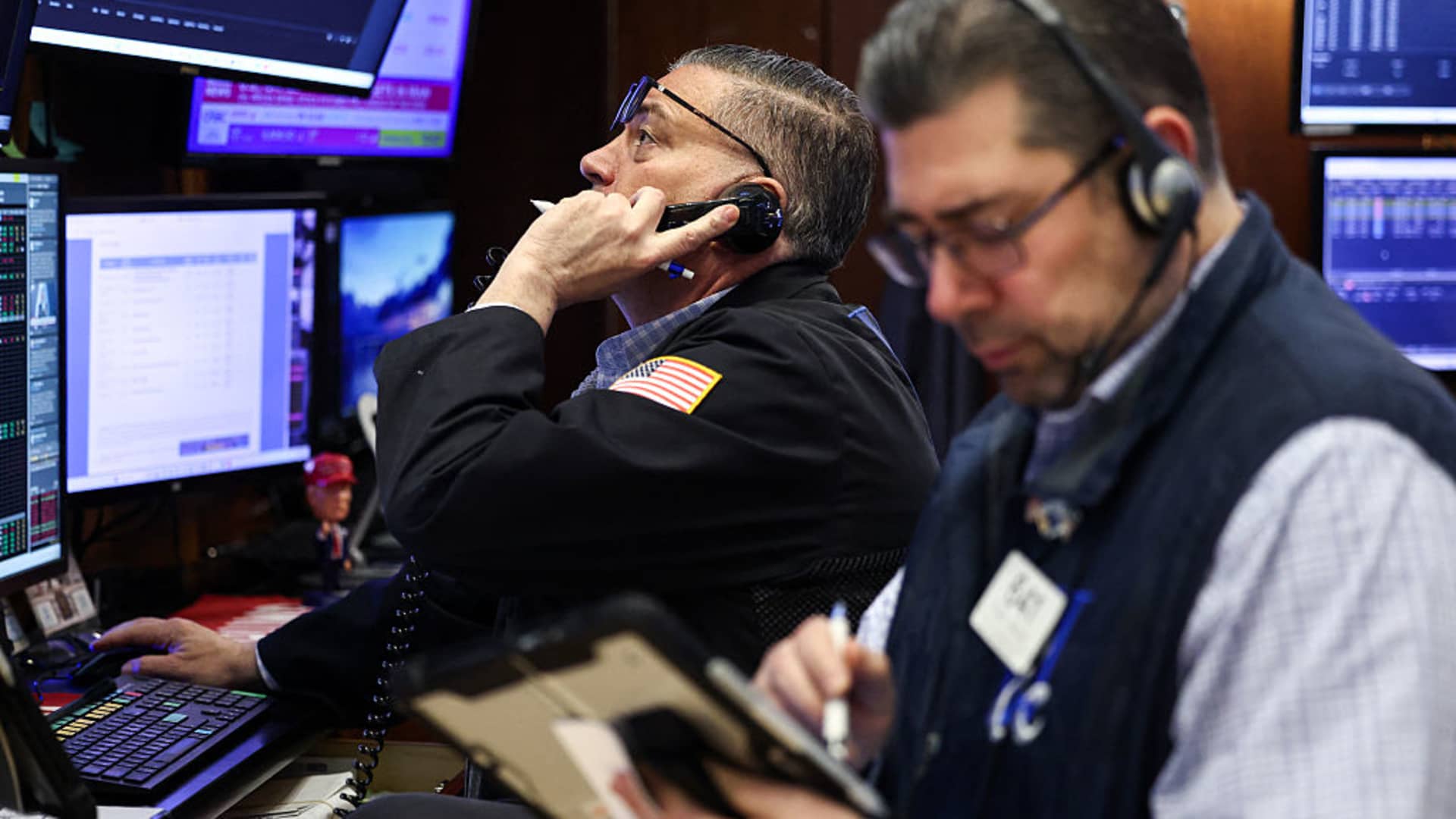 S&P 500 turns positive in dramatic comeback as traders buy the dip after U.S.-Iran attacks: Live updates - CNBC