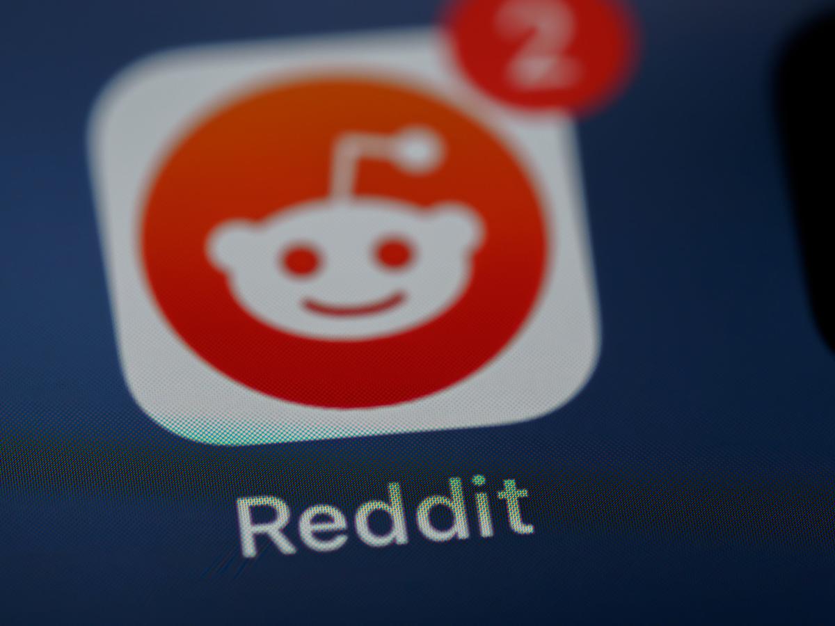 Jim Cramer on Reddit: “I Think It’s an Incredibly Valuable Property”