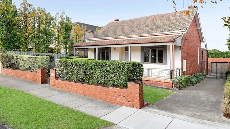 How homes in Malvern, Yarraville and Port Melbourne performed this weekend