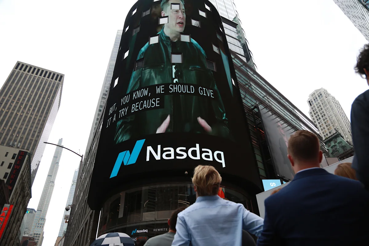 Wall Street floods SpaceX with bullish ratings as quiet period ends