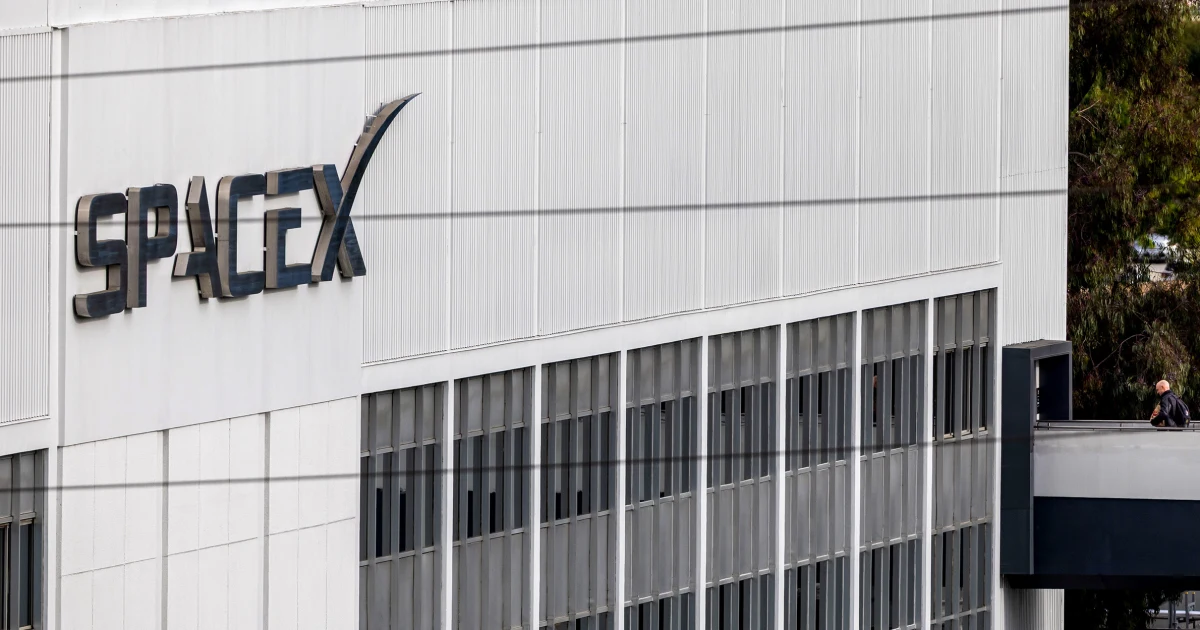 SpaceX locks in IPO price of $135, making it largest stock debut ever