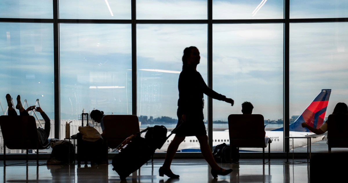 FAA ends emergency flight reductions and resumes normal operations