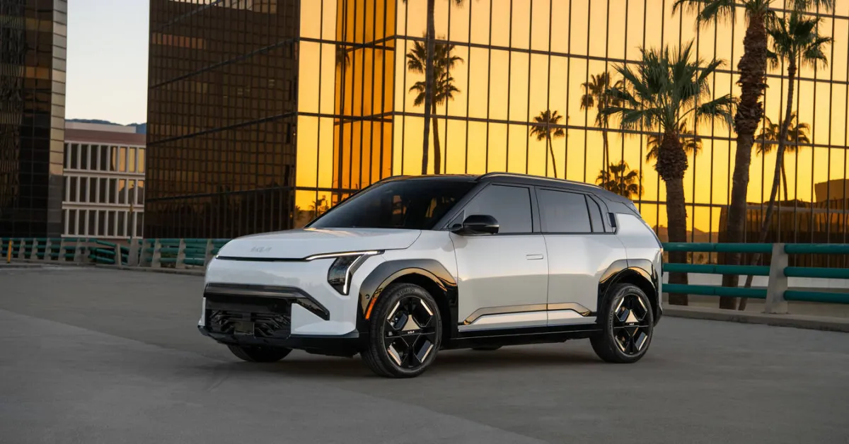 Kia unveils US-spec EV3, for sale this year, picking up the ball Volvo dropped - electrek.co