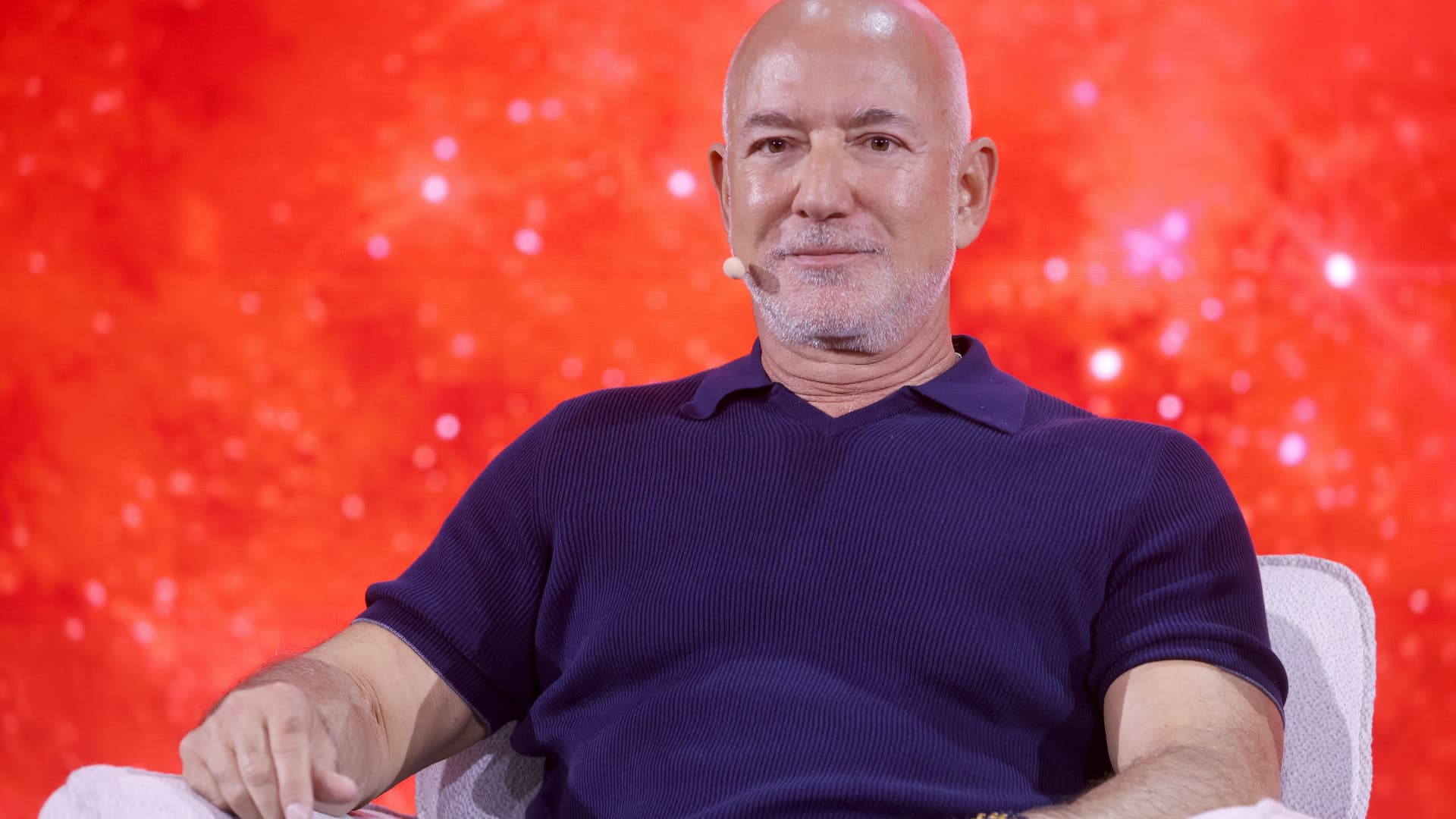 Bezos' Blue Origin valued at $130 billion in first public fundraising round - CNBC