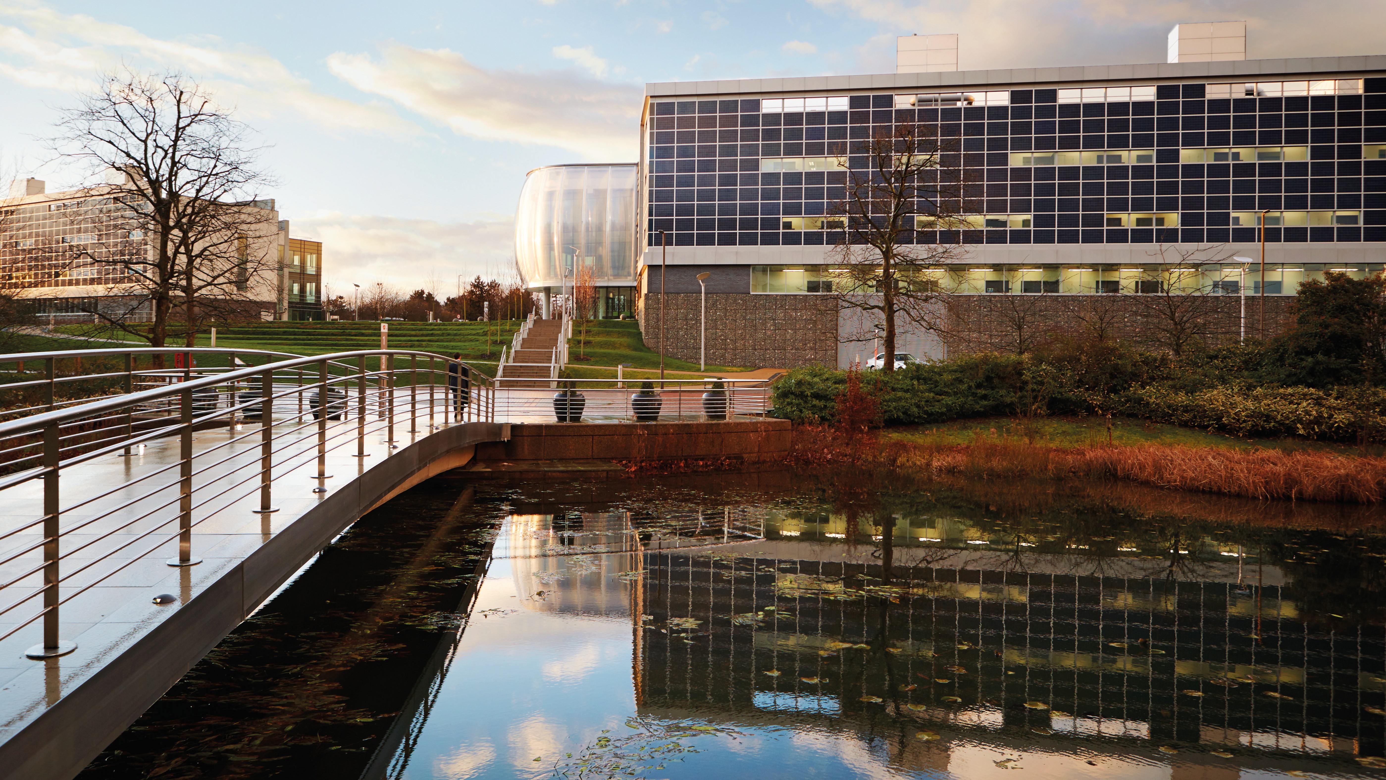 GSK unveils 3-year cost-saving plan to fund late-stage R&D, move research HQ to AZ's backyard - Fierce Biotech