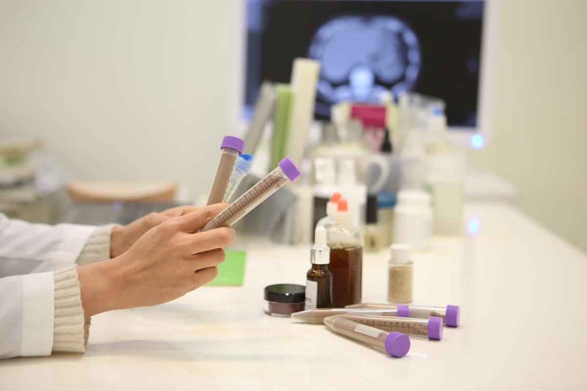 Billionaire Stanley Druckenmiller Likes This Small-Cap Pharma Stock in 2026