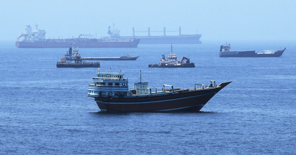 Oil surges to $100 per barrel after Red Sea attacks
