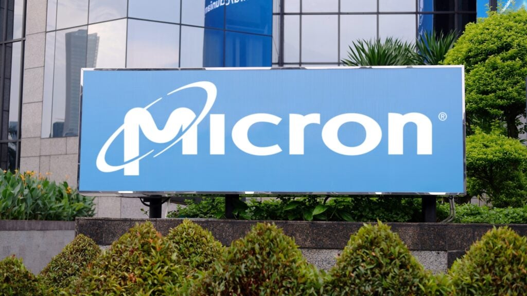 Why Micron Is Still 'Pretty Cheap' Despite Its AI-Driven Run: Legato CIO Says This Is 'Not The Dot-Com Bubble'