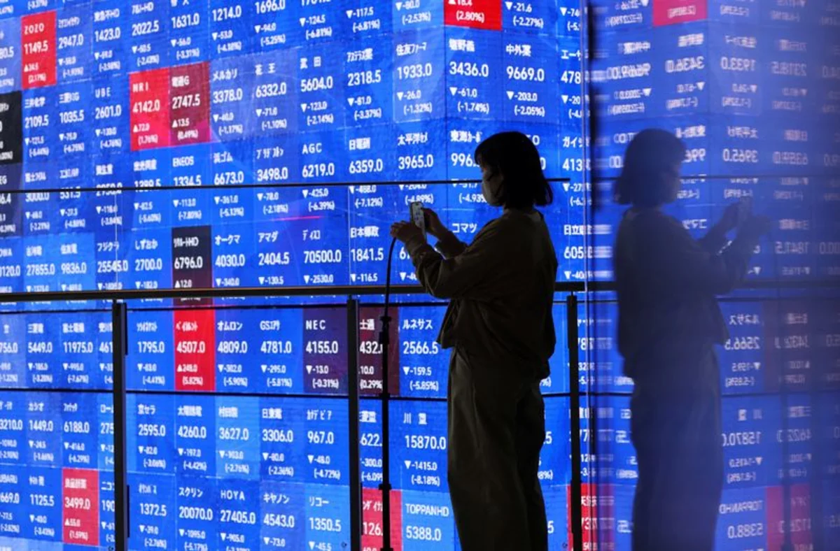 Stocks steady, oil falls as Iran peace talks progress