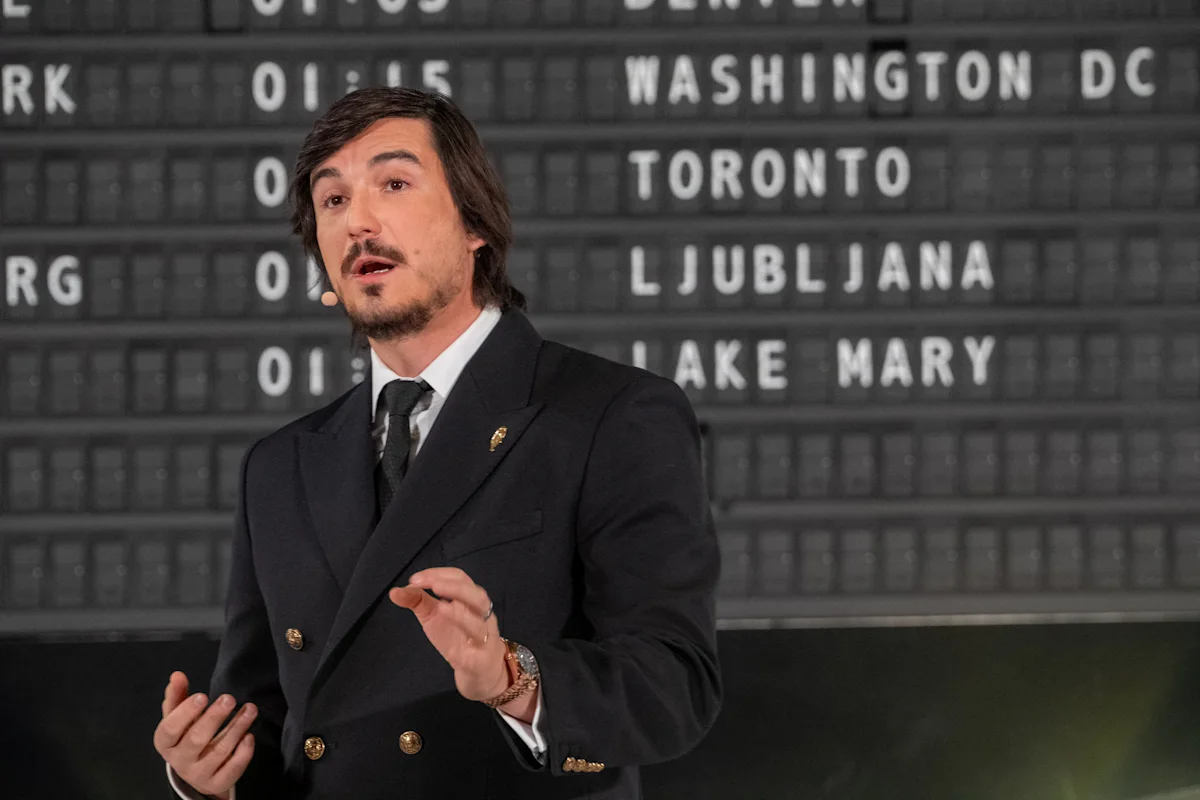 Robinhood to let go 10% of staff as it seeks to become leaner