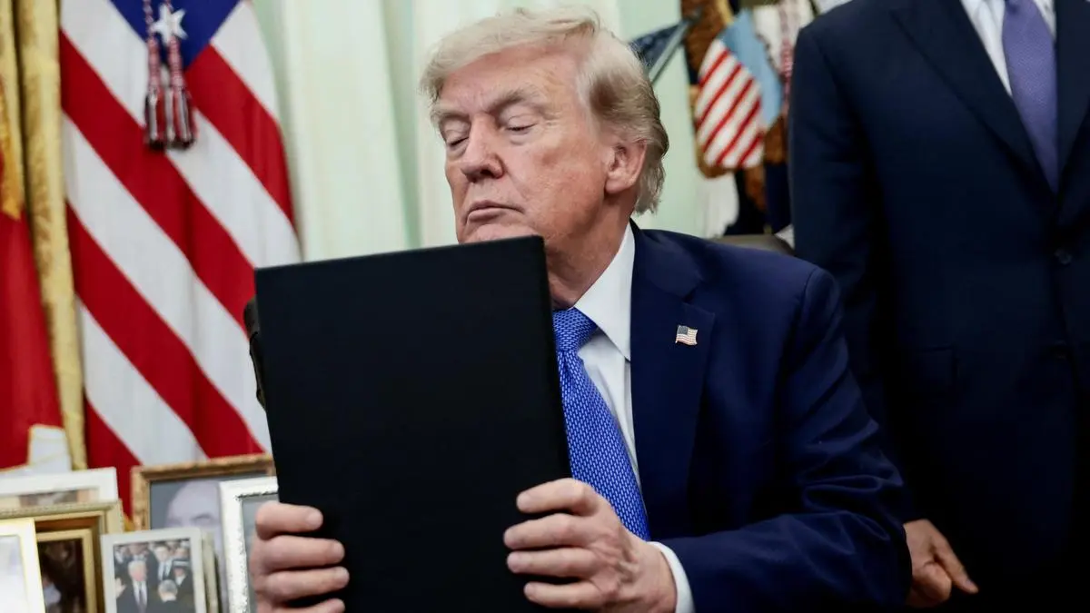 Trump signs 2 immigration orders to limit birthright citizenship and curb ‘birth tourism’
