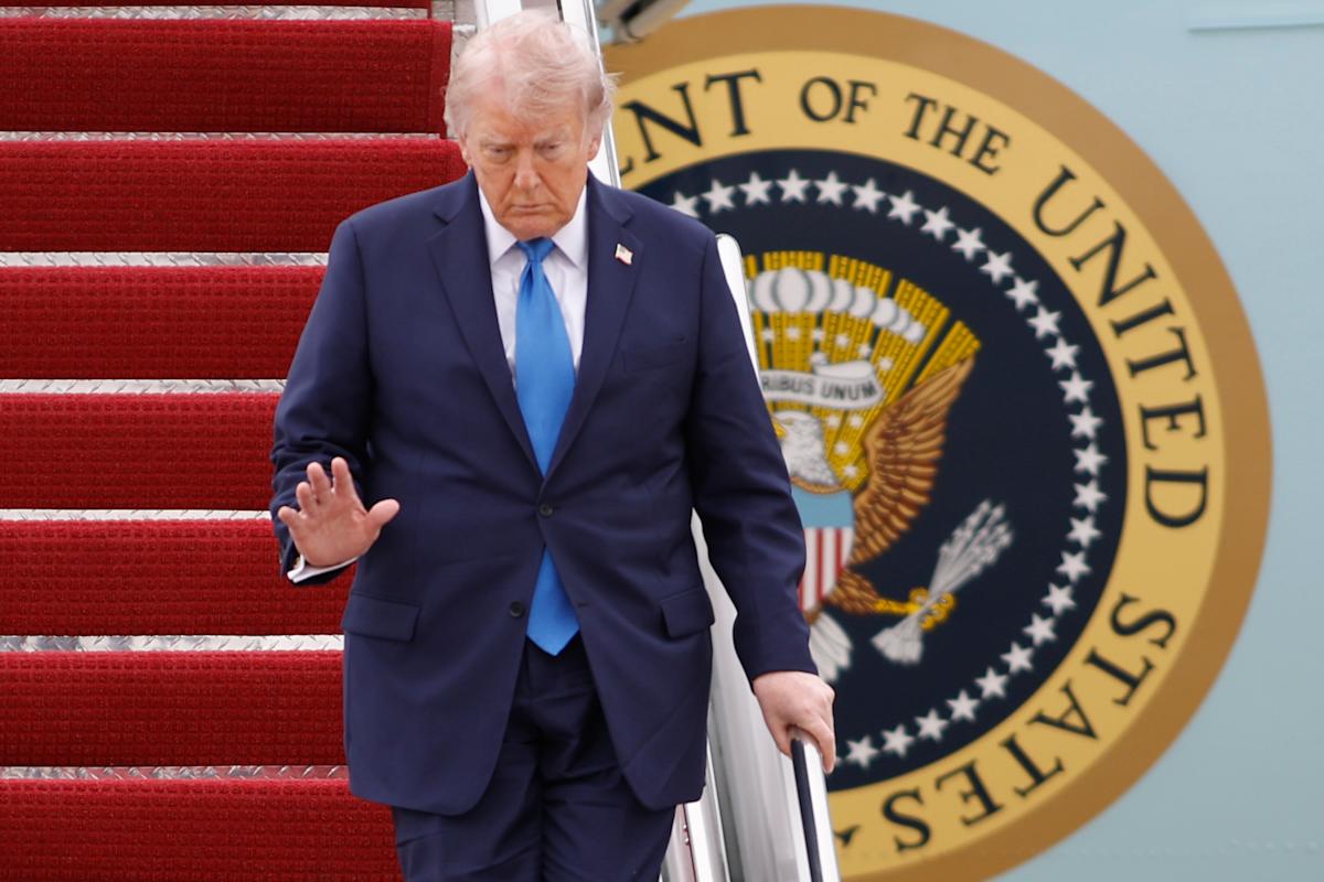 Stock market today: S&P 500, Nasdaq, Dow futures falter ahead of pivotal week on report of Iran offer