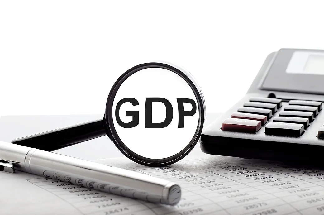 Care Ratings projects global GDP growth to moderate to 2.5% in 2026