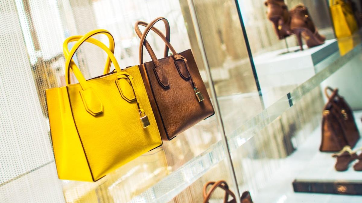 French marketing collective weighs stake sale at over $1bn valuation – report