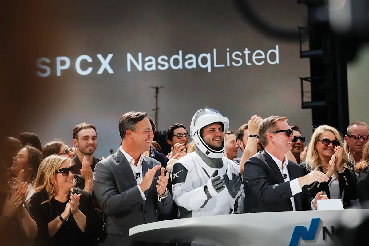 SpaceX has several big dates coming up that investors shouldn't forget