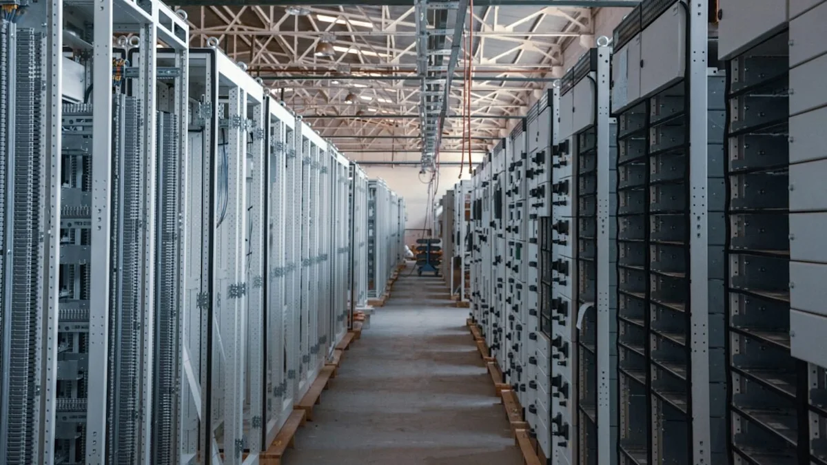 TeraWulf signs 20-year Anthropic lease for 401 MW at Kentucky data campus, sells Abernathy stake for $530 million