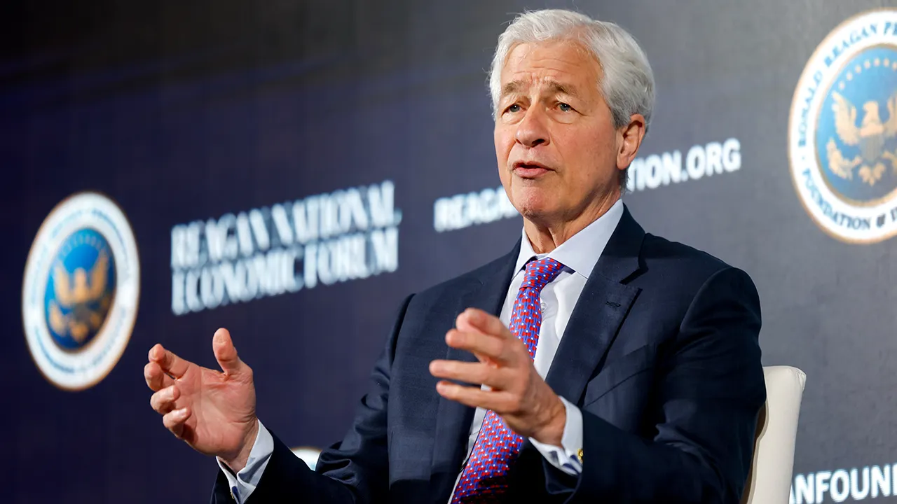 Jamie Dimon says he wouldn’t buy stocks or Treasurys at current prices - Fox Business