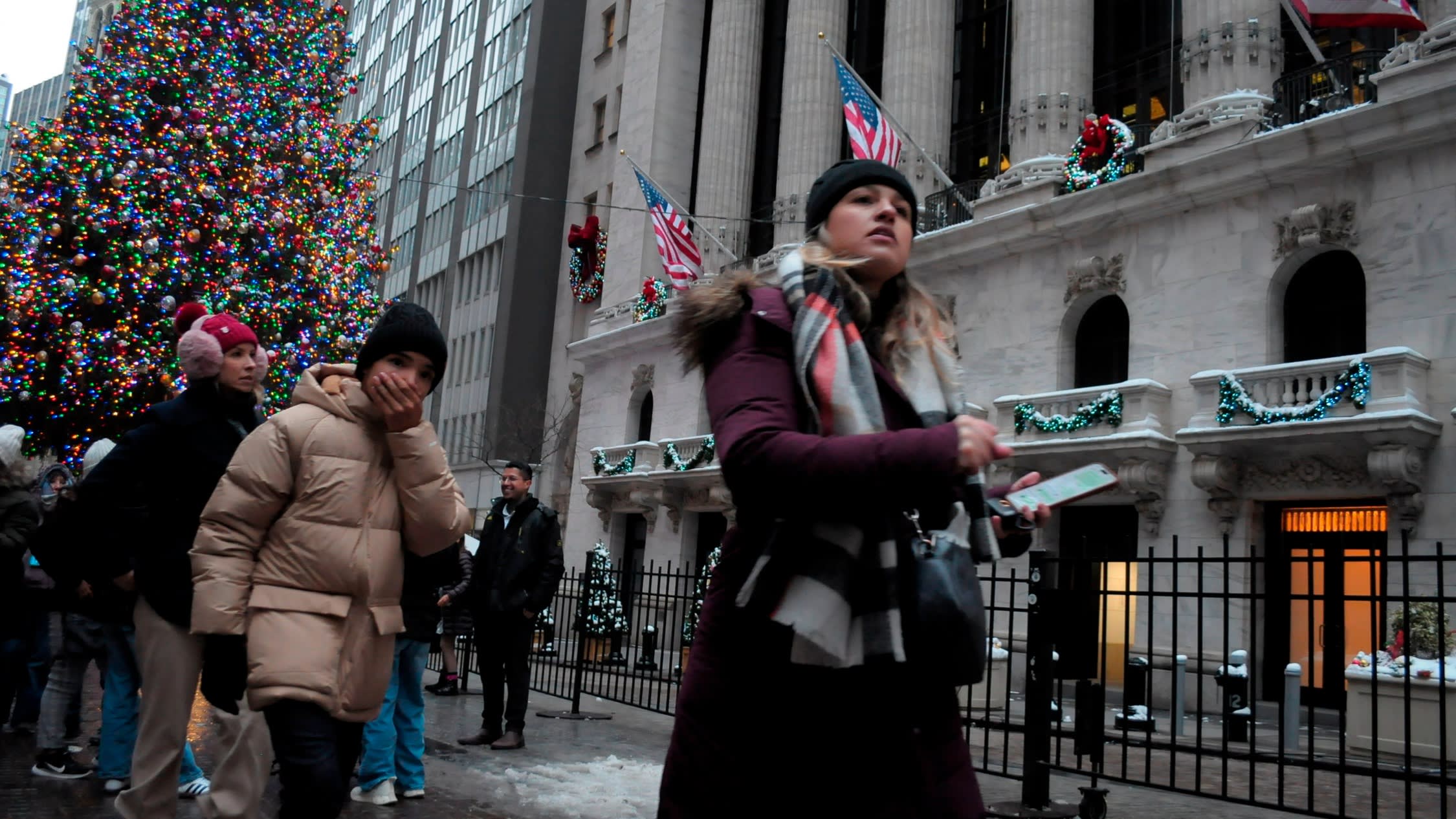 Global stocks shrug off trade turmoil to post double-digit gains in 2025 - Financial Times