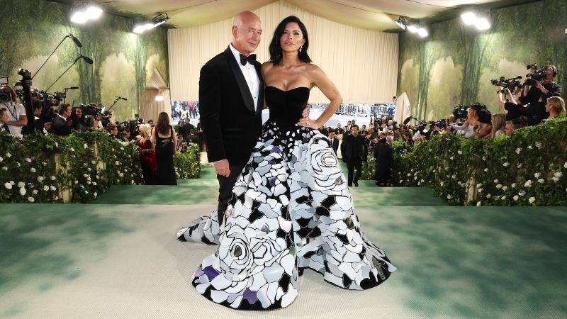 Jeff Bezos at the Met Gala: Extreme wealth’s big night out - CNN