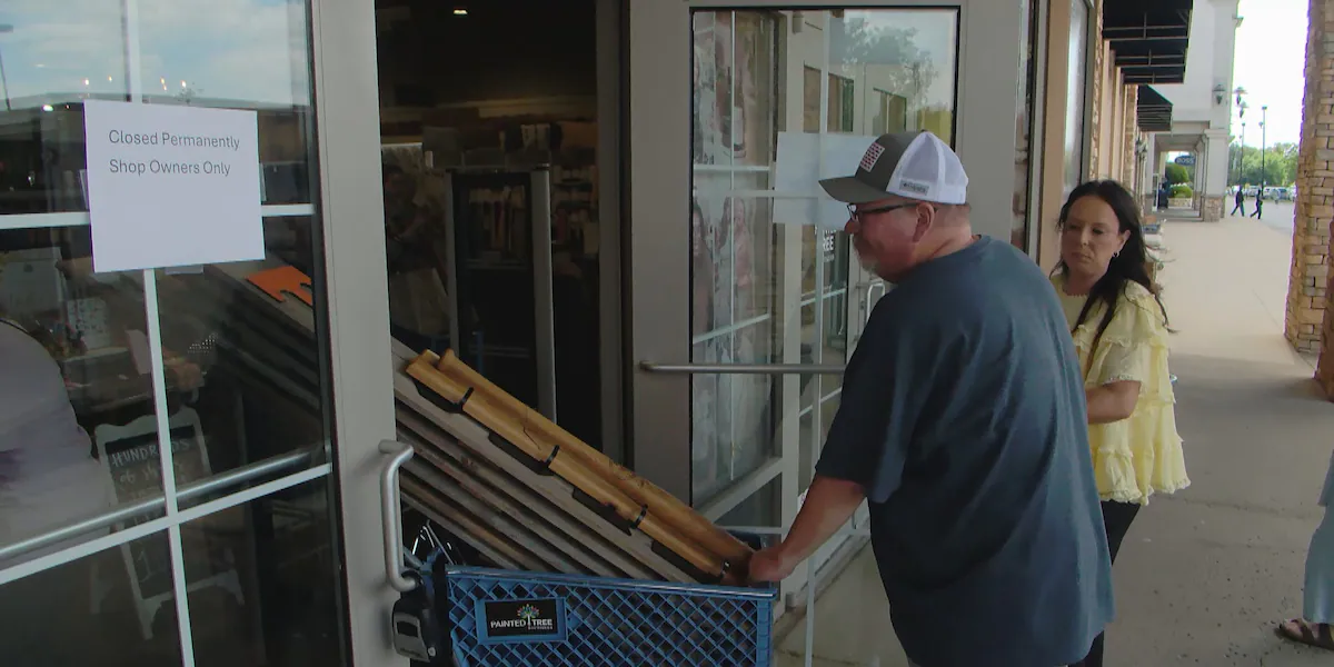 Painted Tree Boutiques closures leave hundreds of vendors scrambling - WSMV